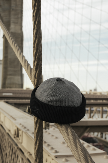 MONTRE CASQUETTE CHAPEAU NOIR