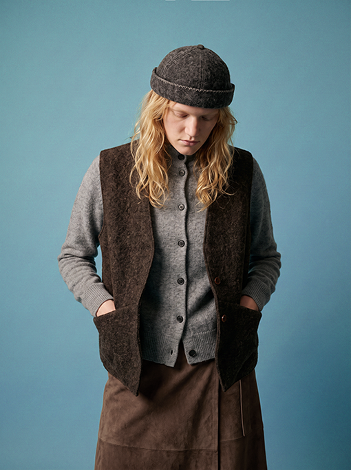 ARTISANAL WOOL FELT VEST BROWN – CRAFTED IN BRITTANY - ONLINE SOOOOOON 🐑