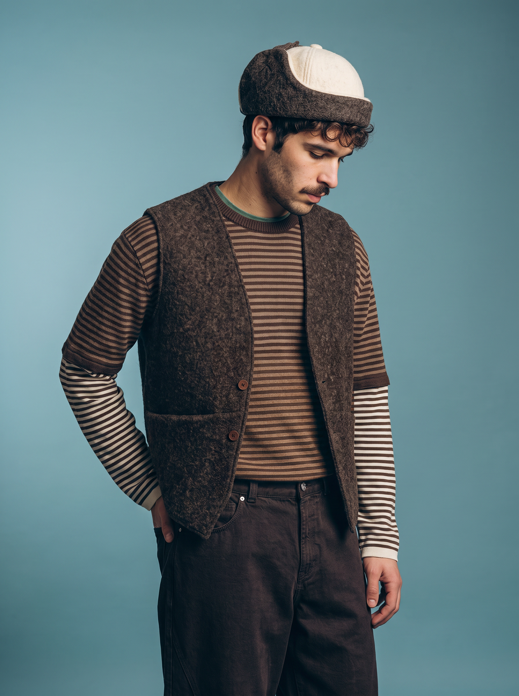 CHAPKA RUSSE EN FEUTRE DE LAINE ARTISANAL