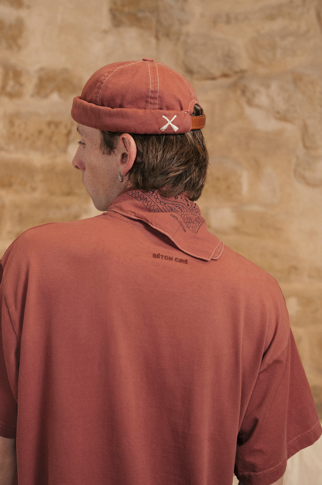 BANDANA MARRON LAVÉ ET FUMÉ – upcyclé