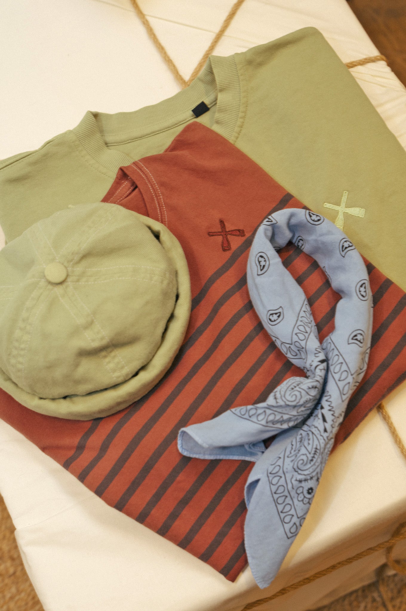 Haut de marin délavé - Teinture marron fumé - Recyclé