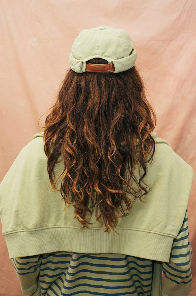 Haut marin délavé - Teinture vert pierre - upcyclé