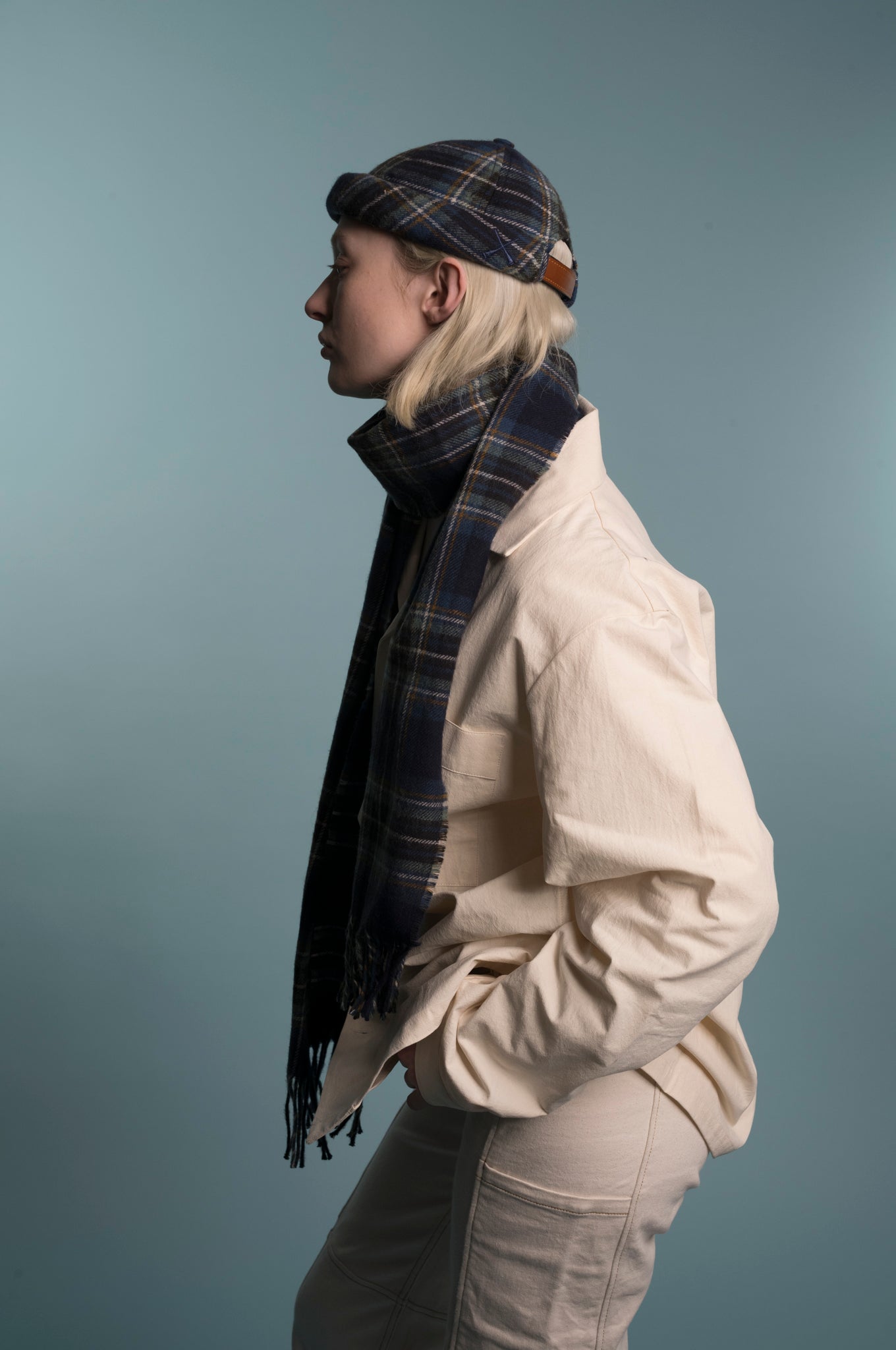 ÉCHARPE EN LAINE D'AGNEAU À TARTAN BLEU