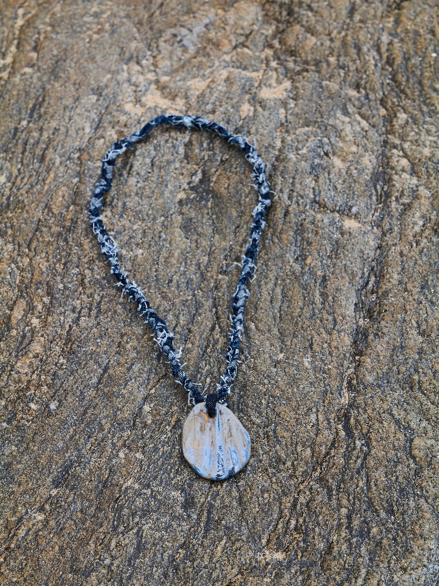 AMARRE NECKLACE BLUE - Limited Edition
