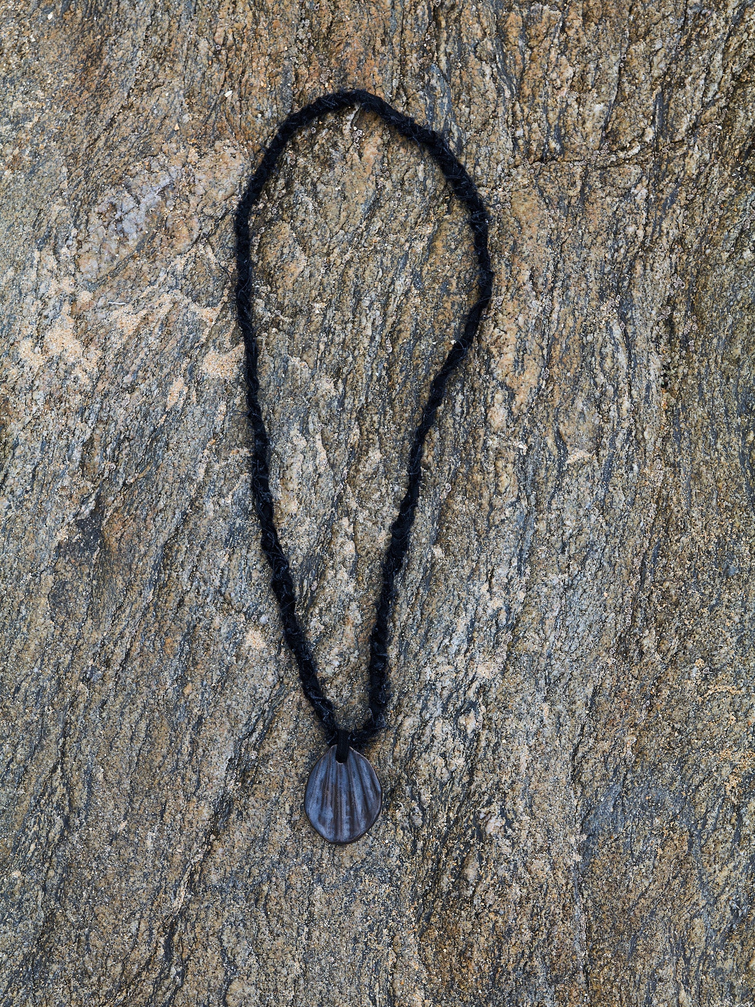 Collier Amarre noir - Édition limitée