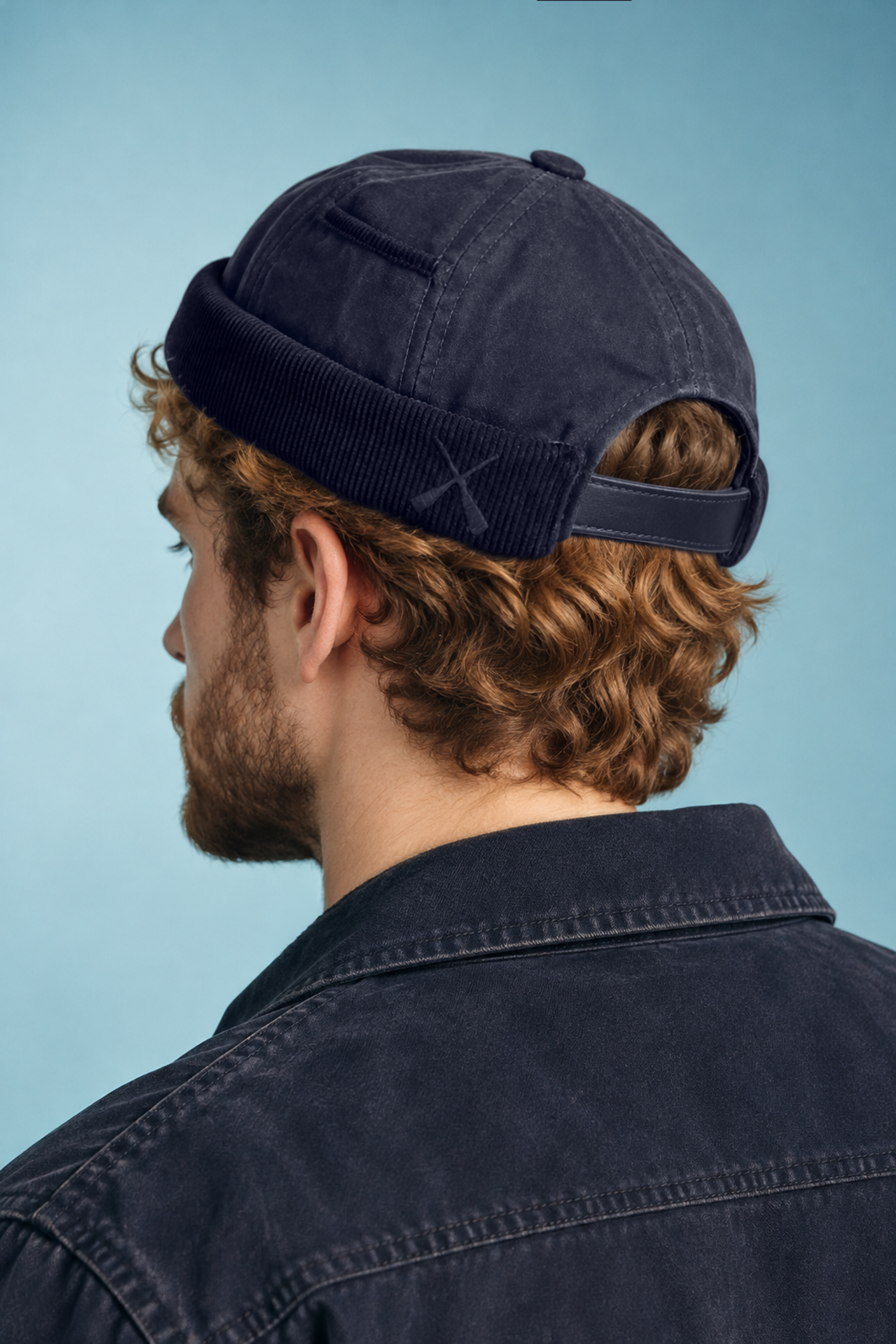 BONNET MIKI DOCKER EN COTON CIRÉ NAVY ET VELOURS