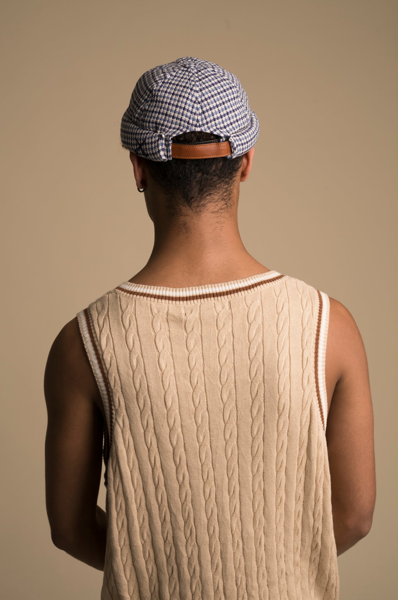 MIKI DOCKER BONNET À CARREAUX BLEUS