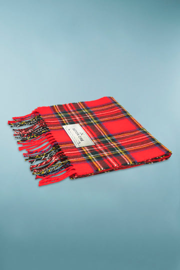 ÉCHARPE EN LAINE D'AGNEAU ROUGE ÉCOSSAIS
